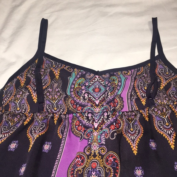 Tank/Cami with Beautiful Pattern - Picture 5 of 7
